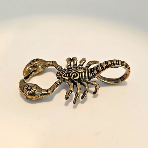Awesome Brass Scorpion Figurine Small Pendant Only Detailed Design 2" L x 1" W - Picture 4 of 7